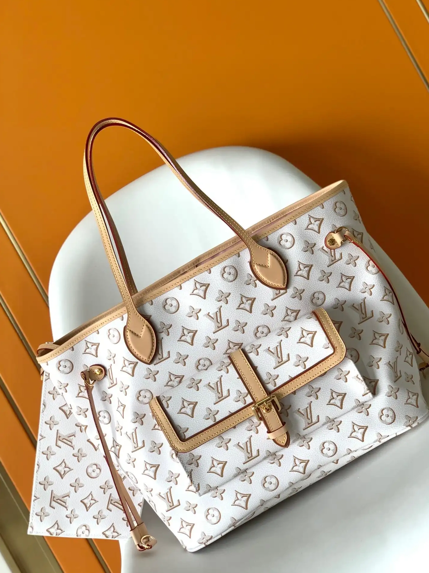 VUITTON MM LOUIS NEVERFULL 0528